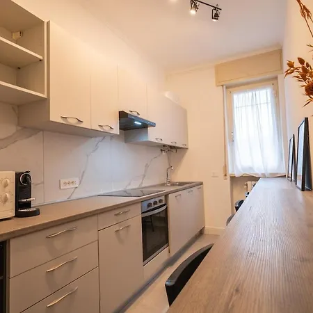 Διαμέρισμα Parking - Design - Caesar House