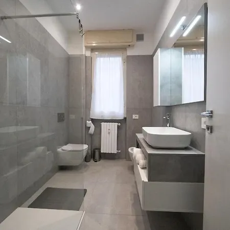 Apartment Parking - Design - Caesar House Bergamo